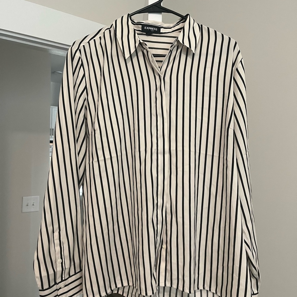 Express Black and White Portifino Button Down Shirt